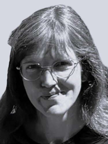 Dr. Claudia Finger